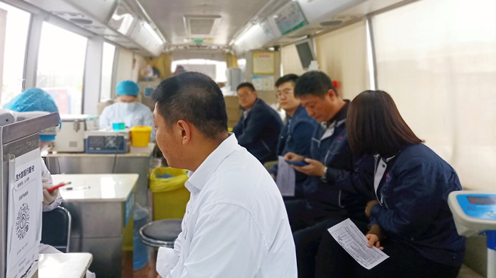 沈陽航空產業(yè)集團組織員工開展“獻熱血、踐初心”無償獻血活動